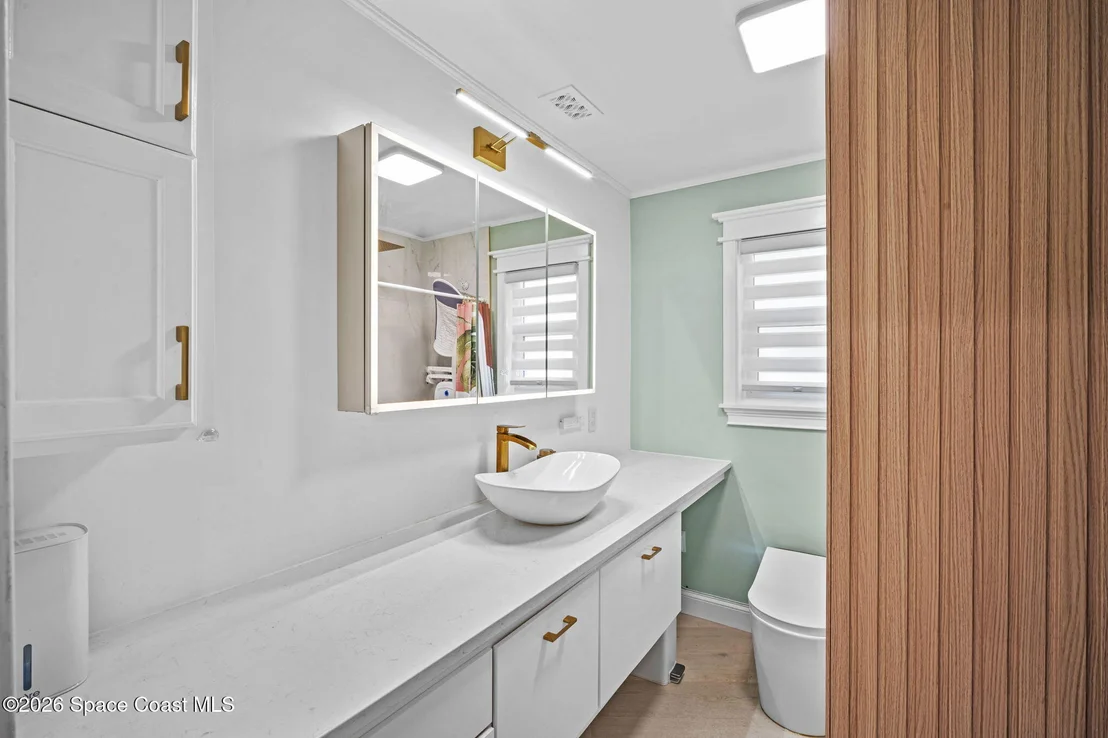Photo of 7245 Madison Street