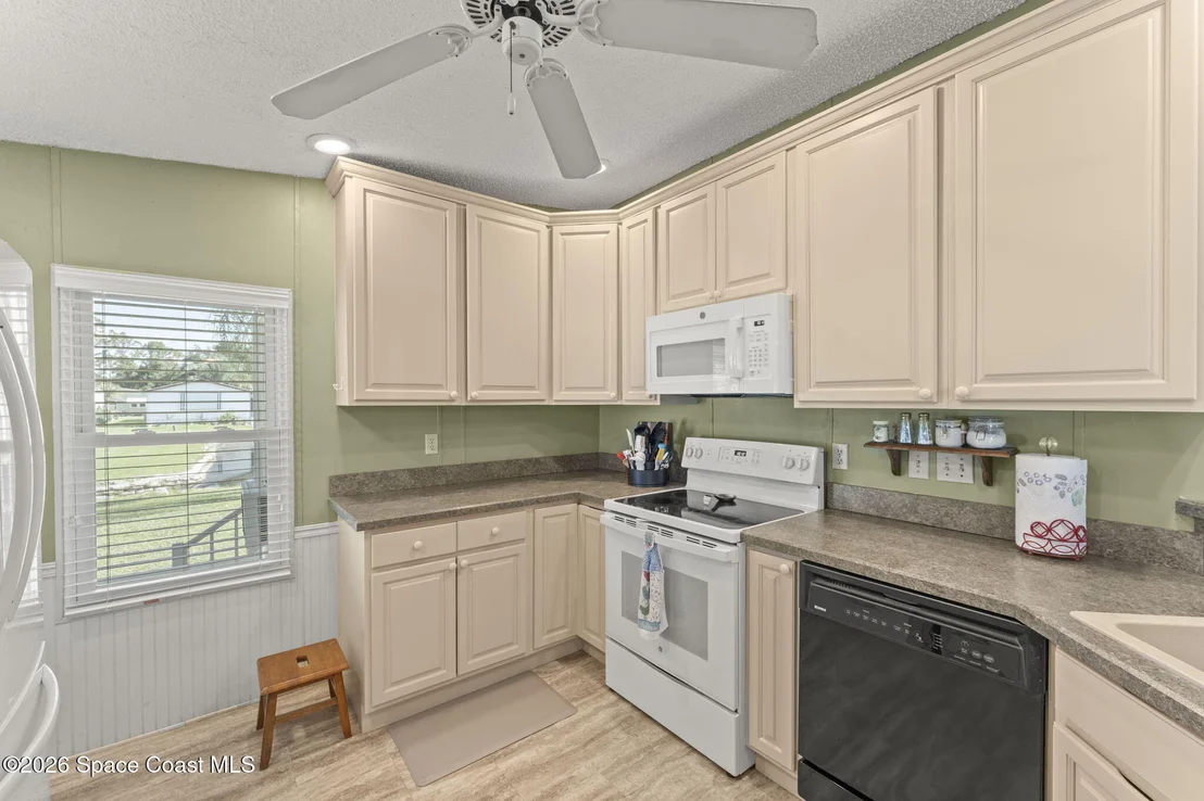 Photo of 4403 Twin Lakes Drive