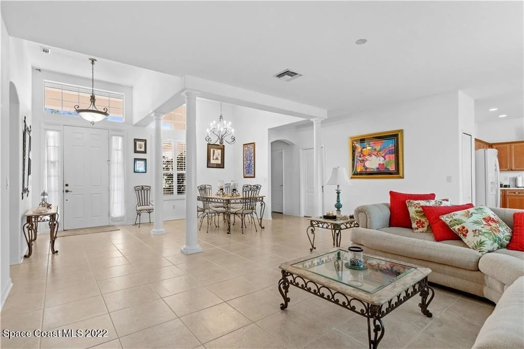 Photo of 303 Swallowtail Lane