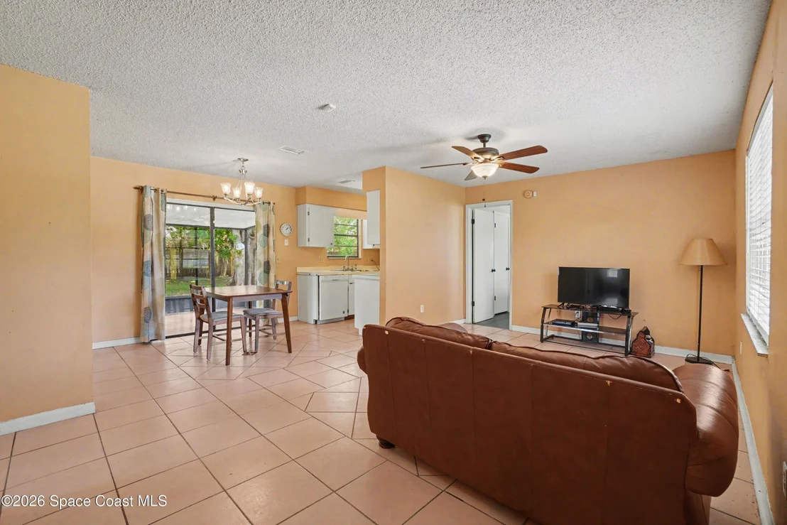Photo of 3815 Jupiter Boulevard SE