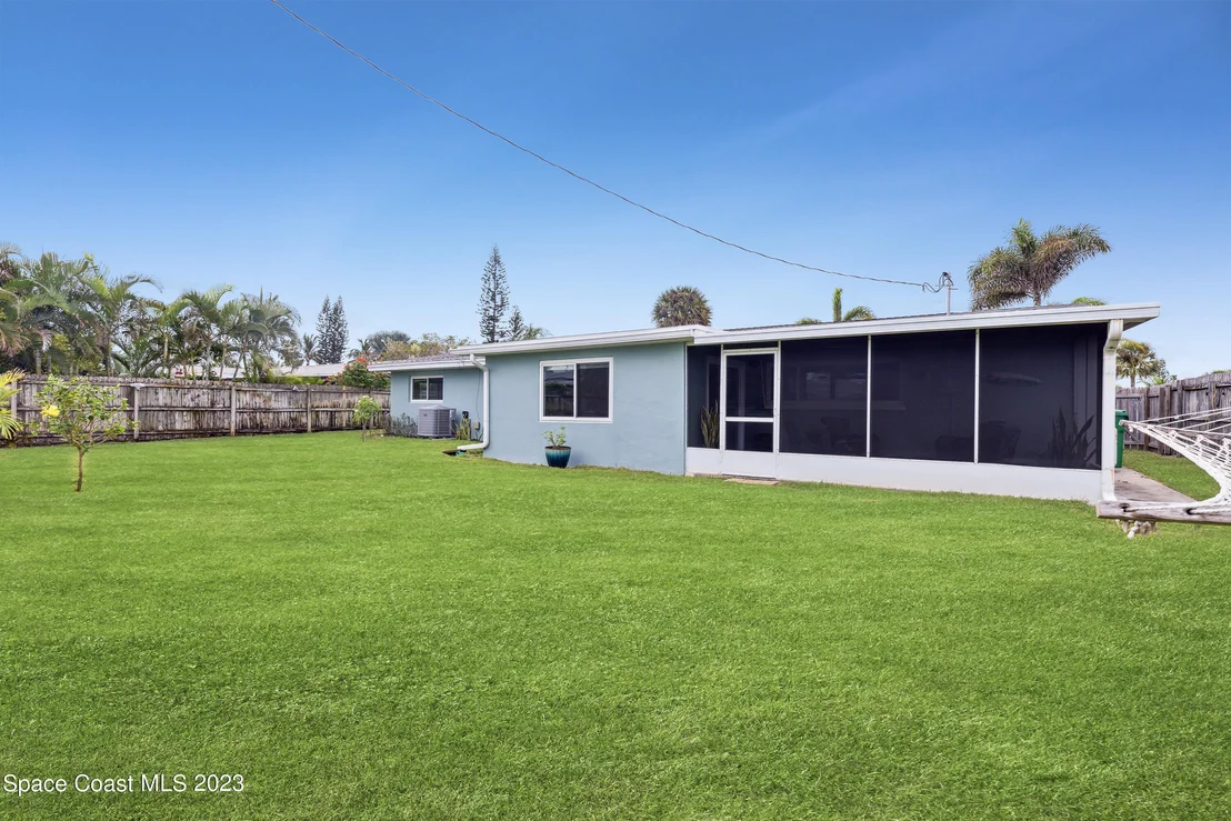 Photo of 655 Rosada Street