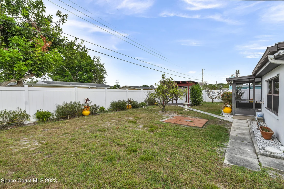 Photo of 521 Buckingham Avenue
