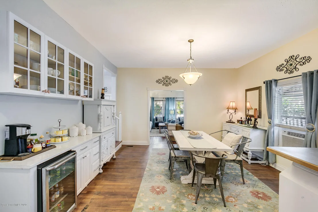 Photo of 14 Barton Avenue