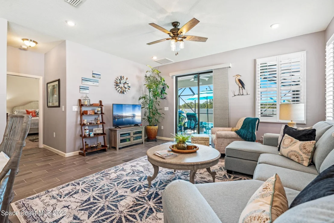Photo of 982 Peta Way