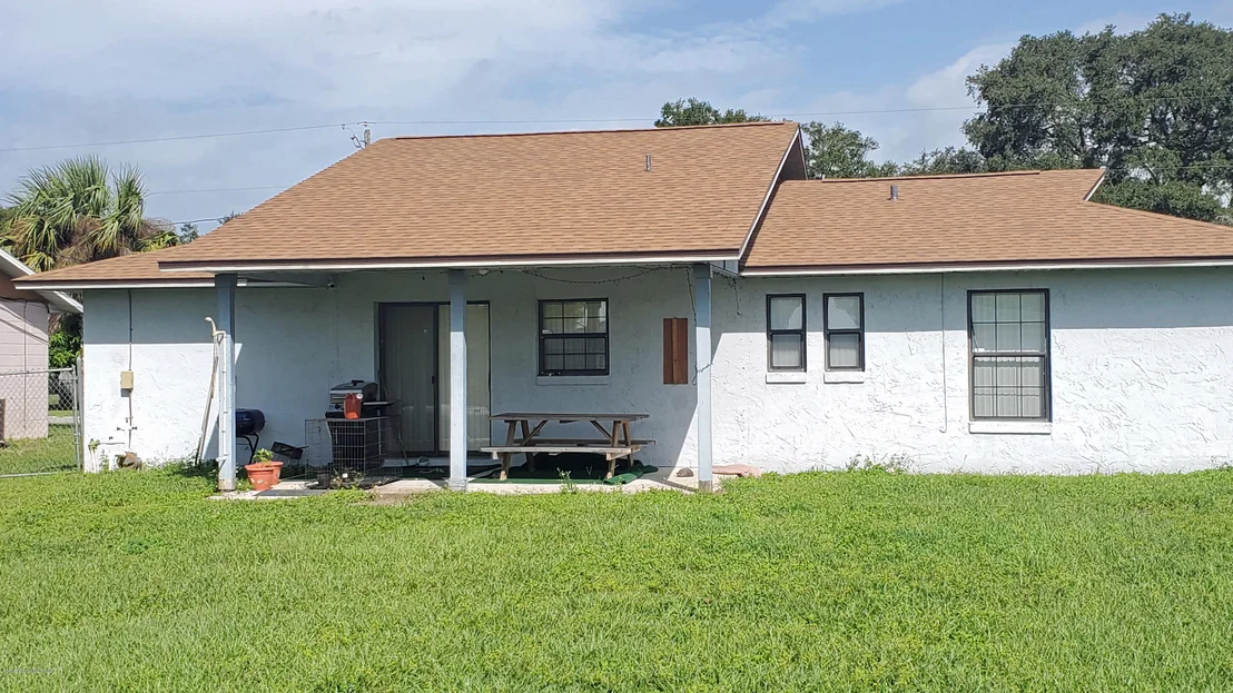 Photo of 2949 Carver Street