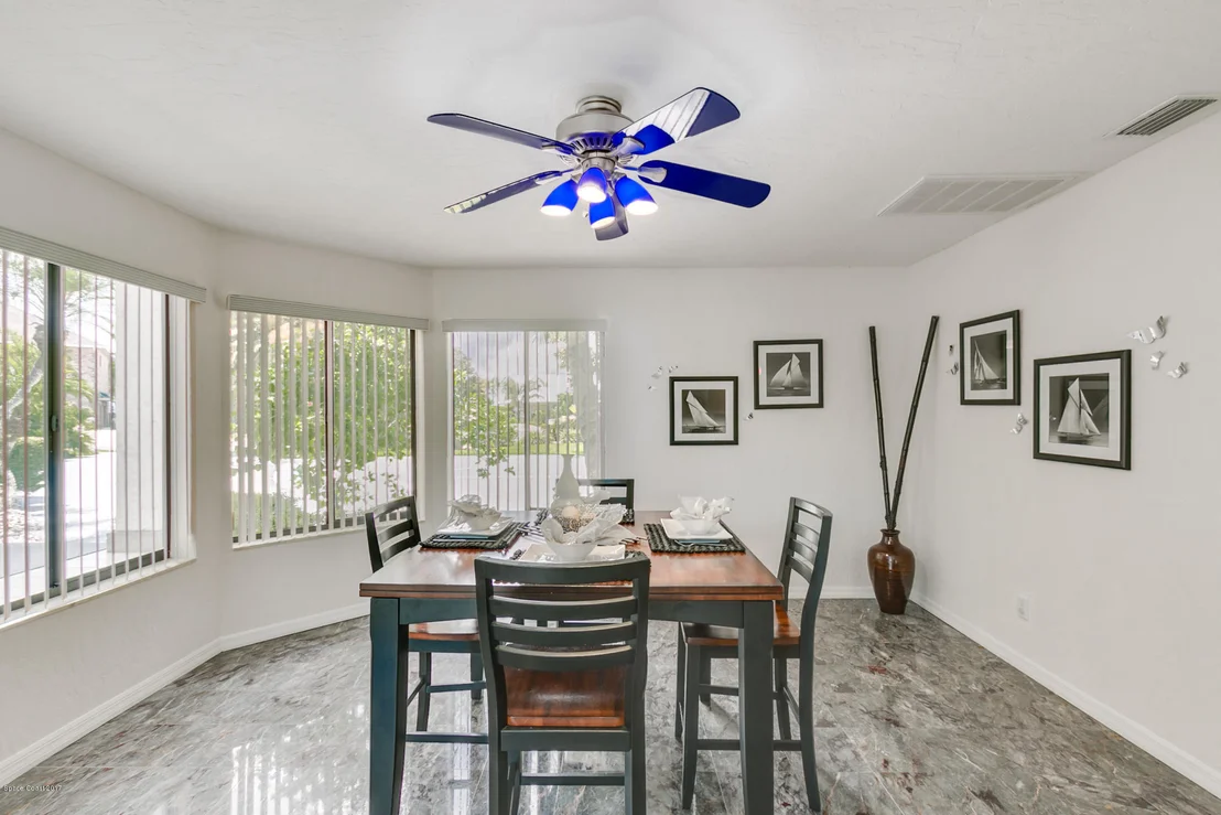 Photo of 465 Lanternback Island Drive