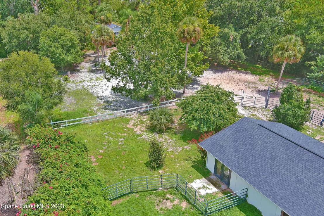 Photo of 2525 Friday Road