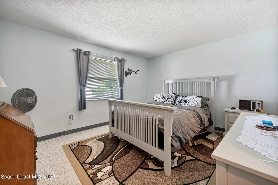 Photo of 2967 Gemini Avenue NE