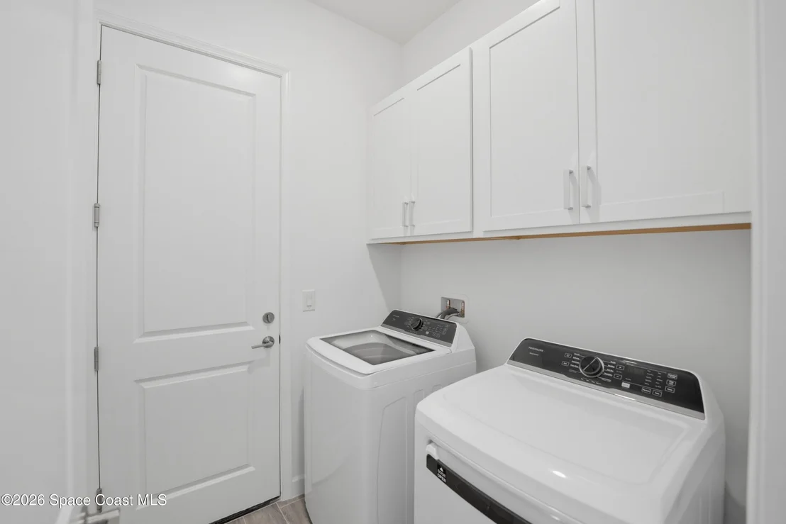 Photo of 1863 Antarus Drive NW