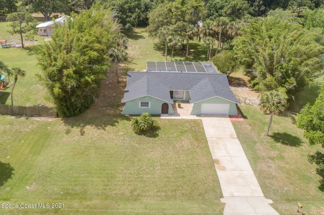 Photo of 1980 Michels Drive NE