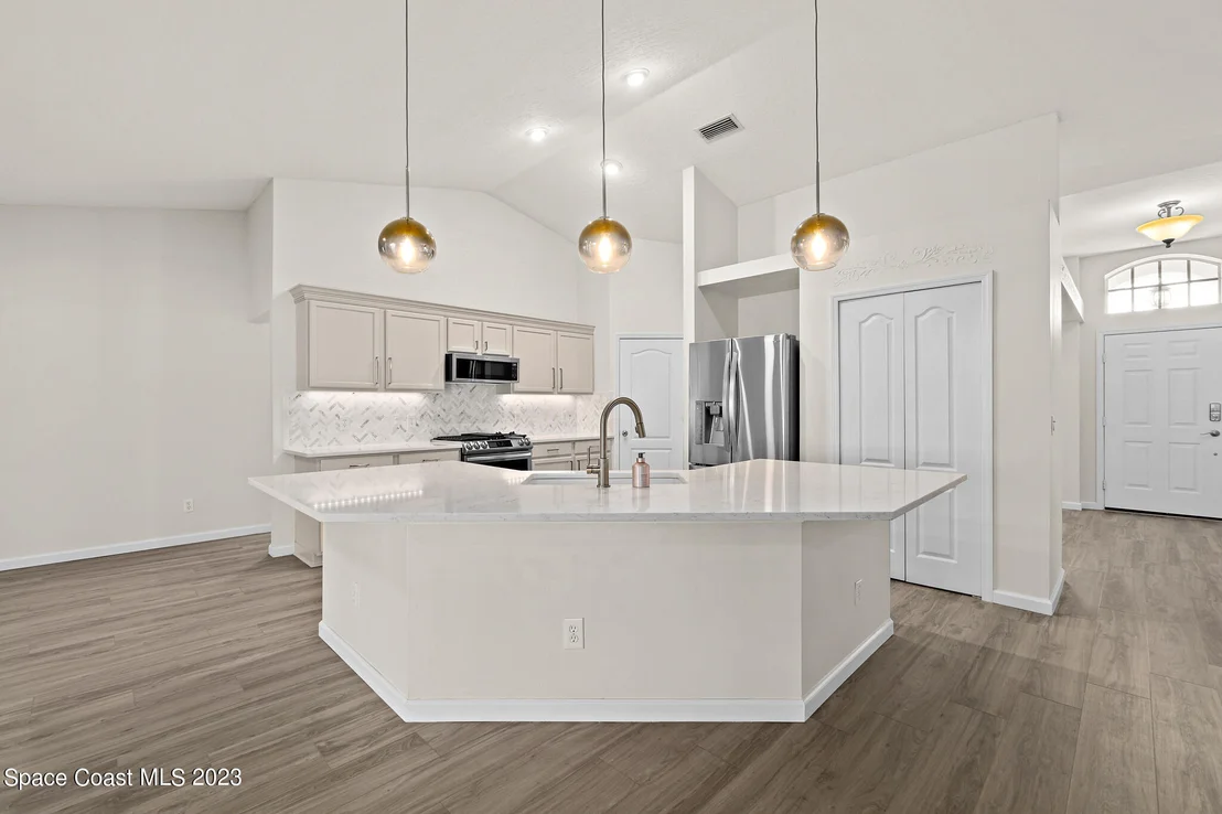 Photo of 4108 Las Cruces Way