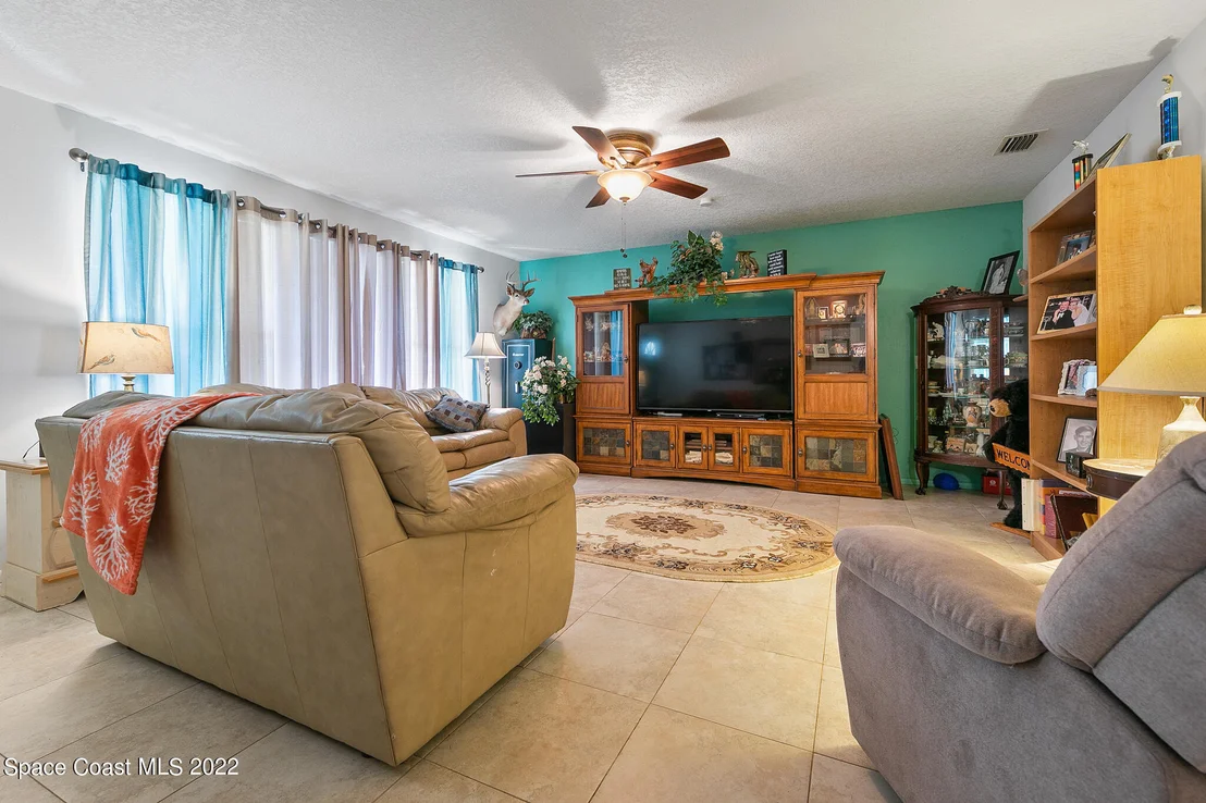 Photo of 2653 Lemon Street NE