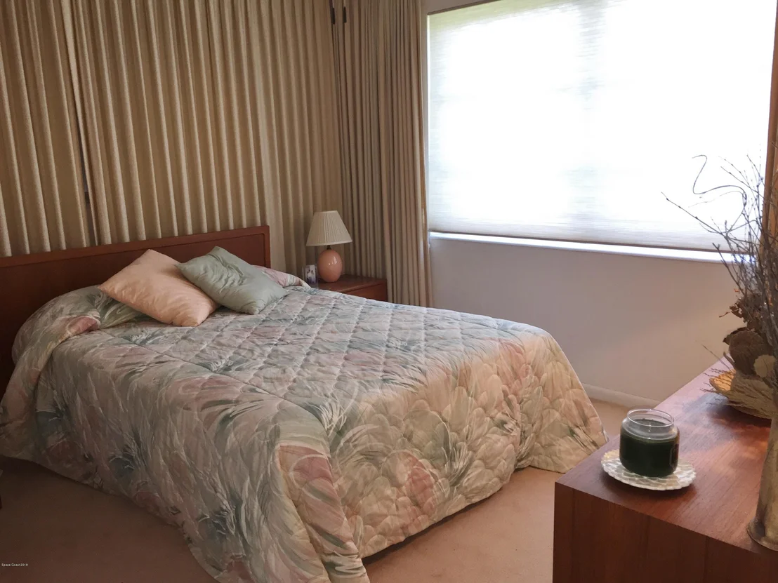 Photo of 447 Atlantis Drive
