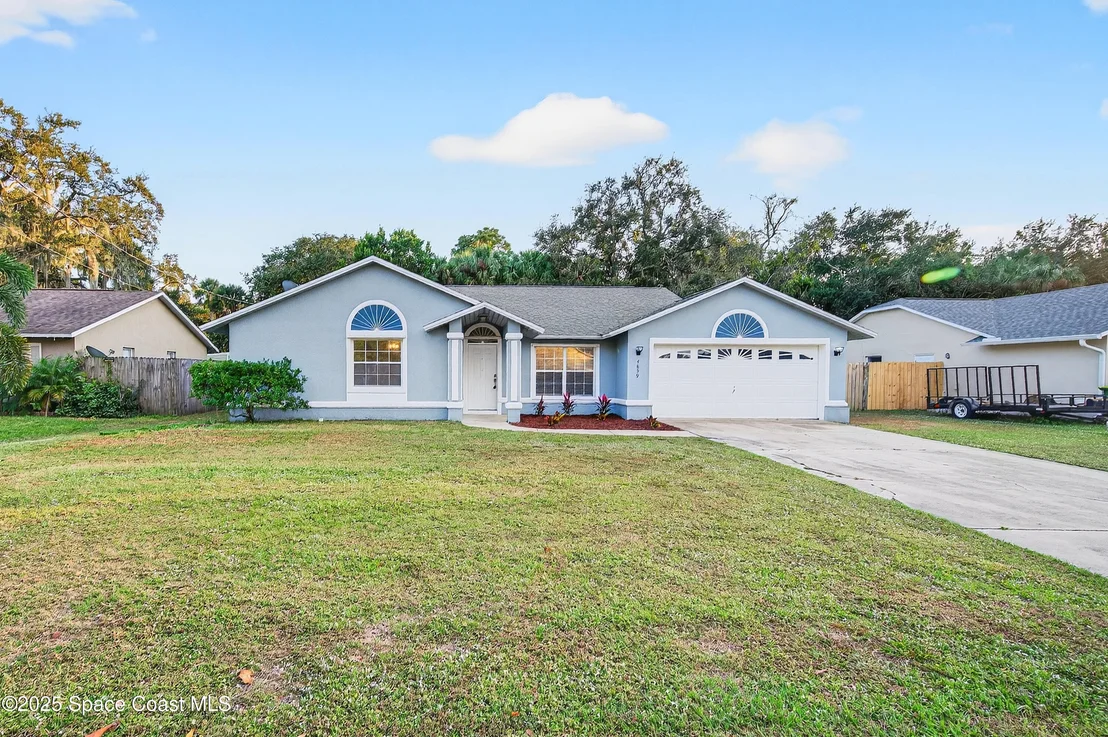 Photo of 4859 Horton Street