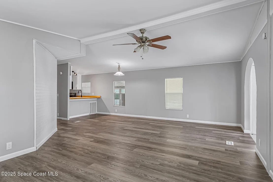 Photo of 555 Marlin Circle
