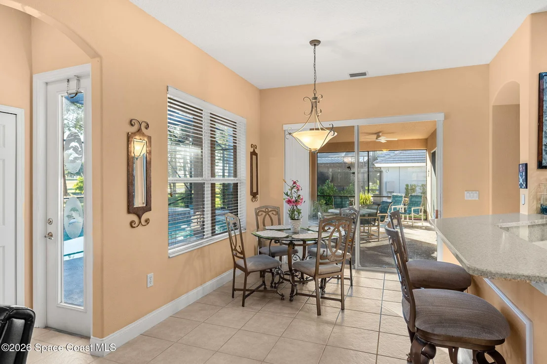 Photo of 1811 Admiralty Boulevard