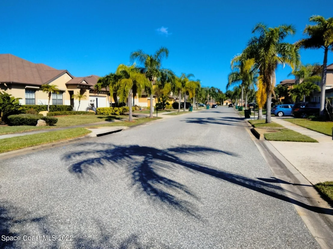 Photo of 1242 United Drive