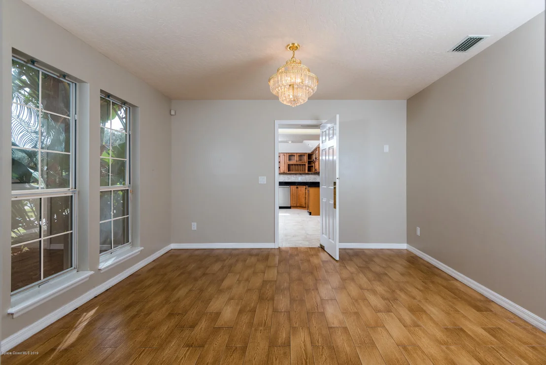 Photo of 2260 Mockingbird Lane