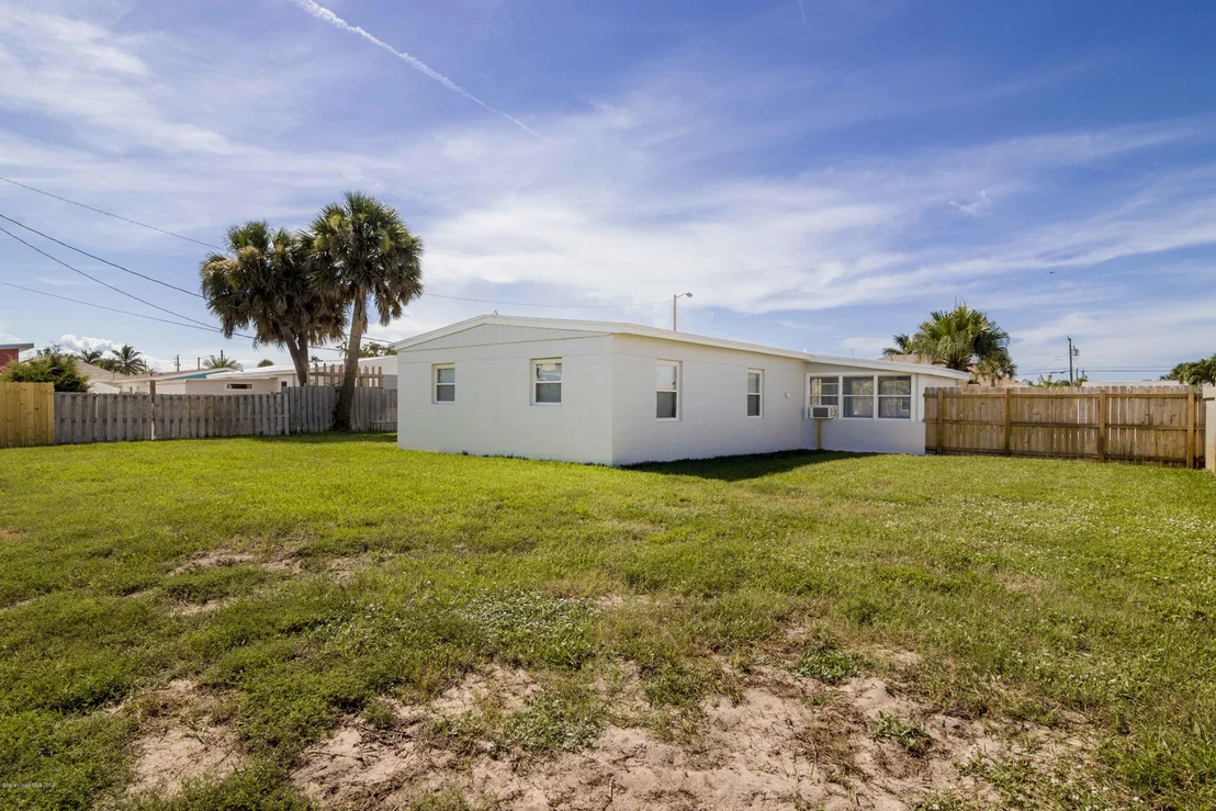 Photo of 120 Ocean Boulevard