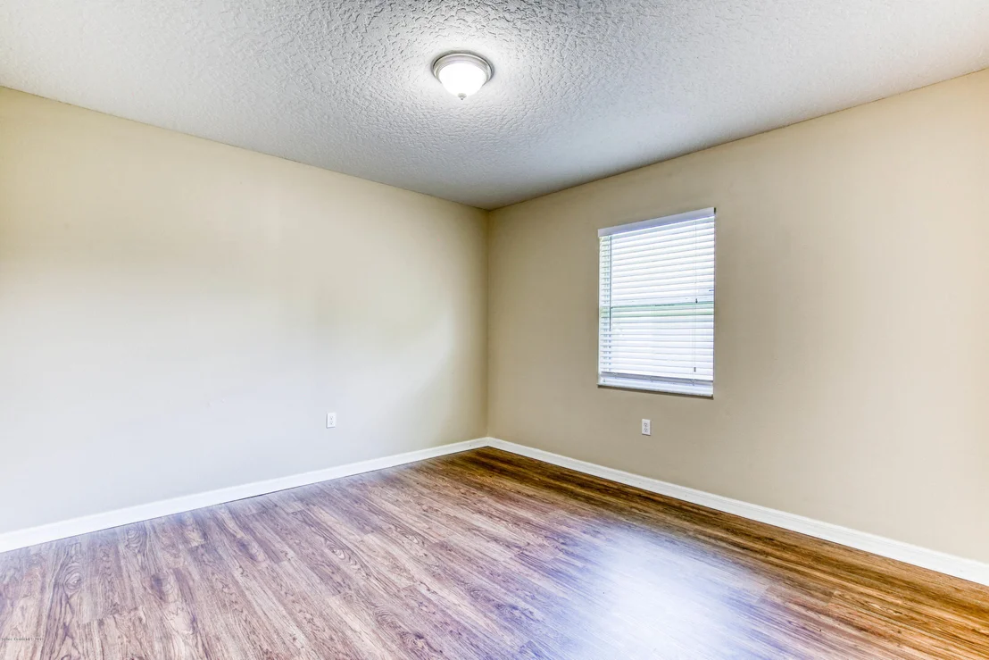 Photo of 1007 Fostoria Drive