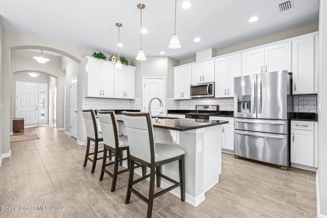 Photo of 2932 Casterton Drive