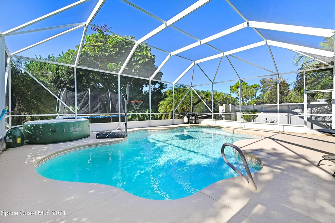 Photo of 346 Carmel Drive