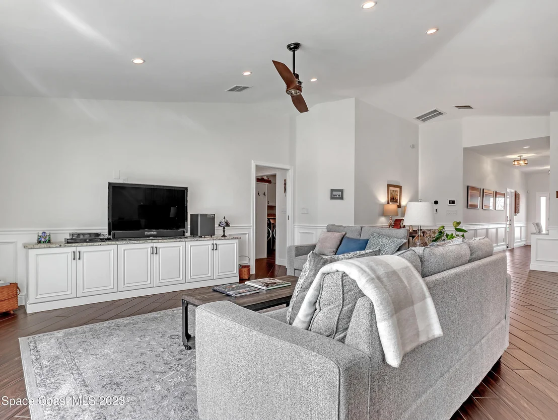 Photo of 8537 Mizell Drive