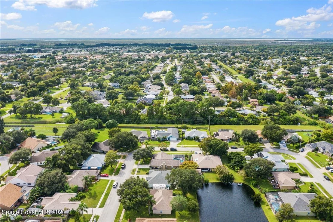 Photo of 1035 Jacaranda Circle