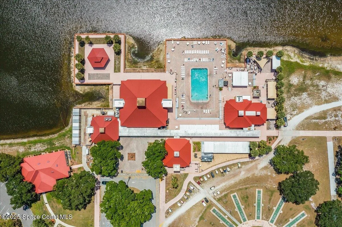 Photo of 641 Hyacinth Circle