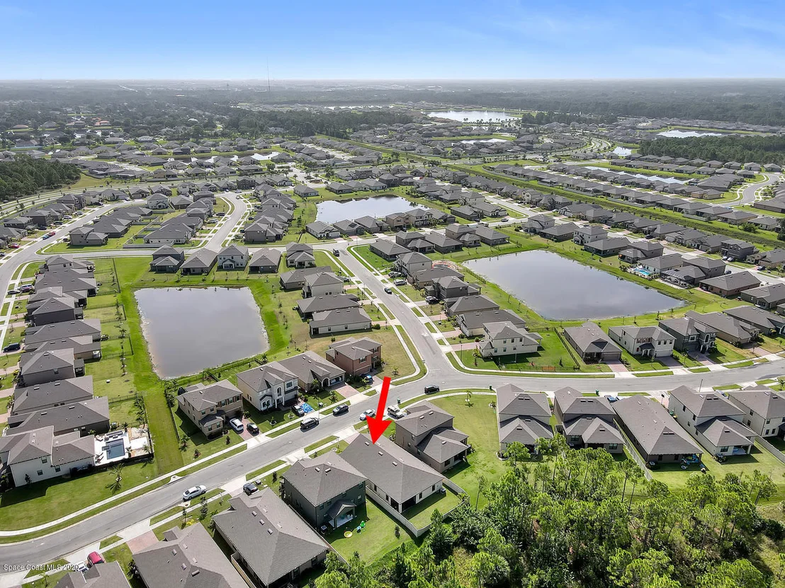 Photo of 4298 Alligator Flag Circle