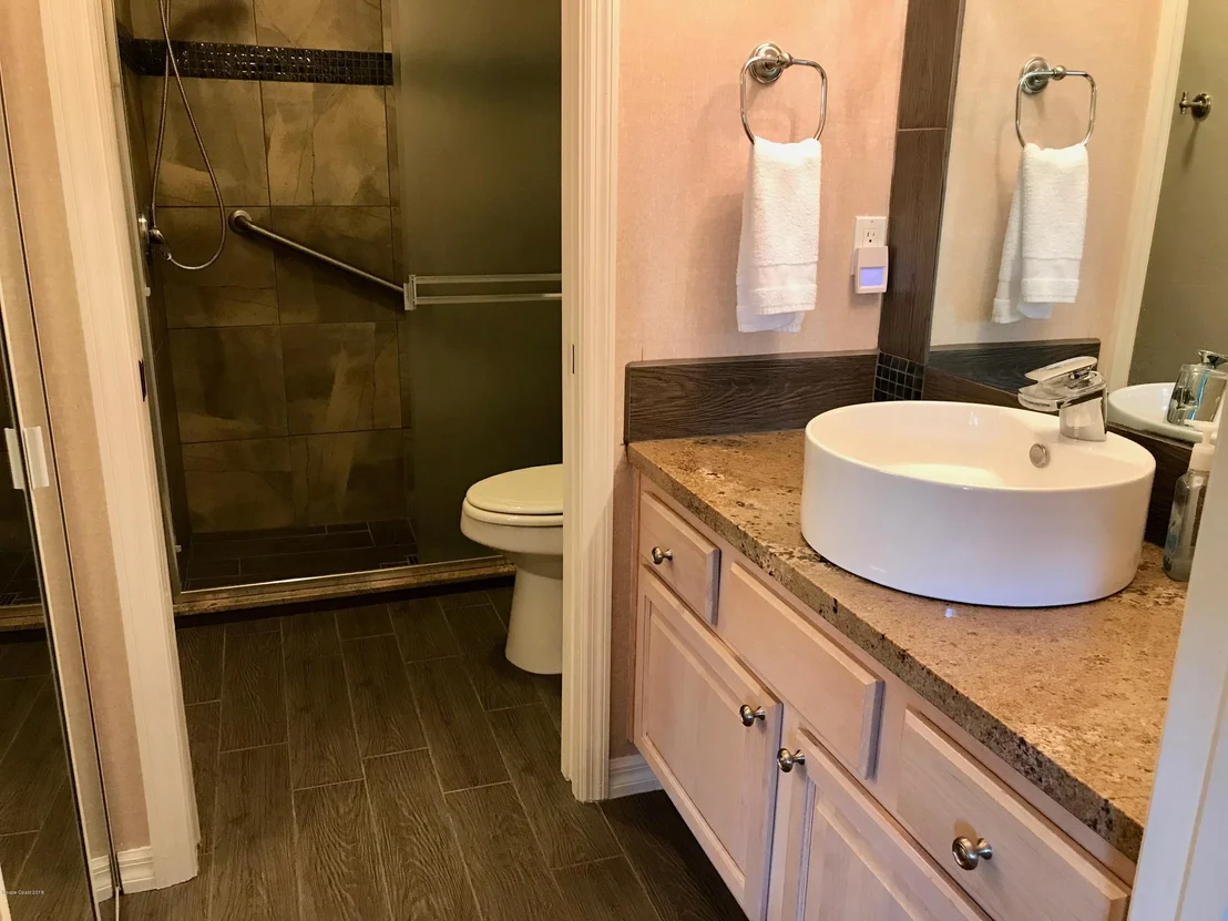 Photo of 1041 Sunswept Road NE