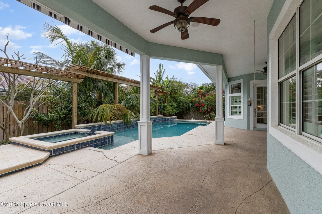 Photo of 315 Newport Drive