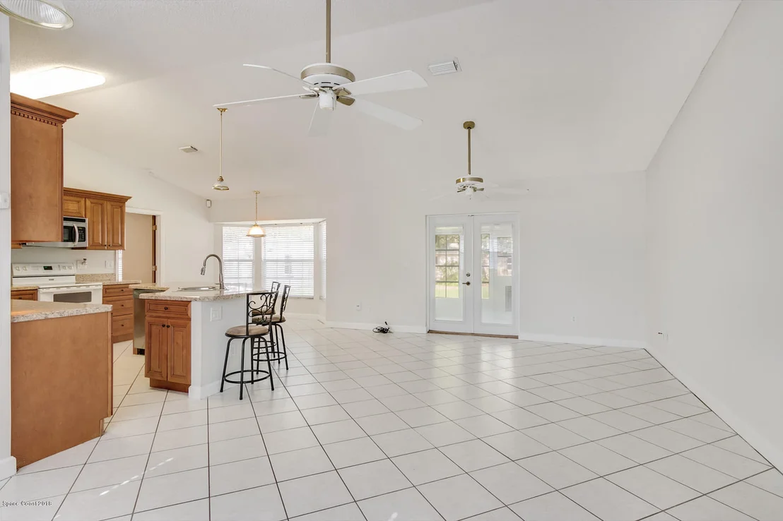 Photo of 4790 Chicago Street