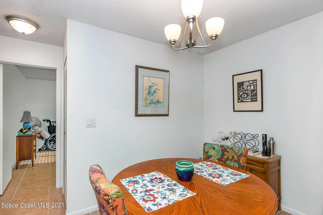 Photo of 933 Gables Way