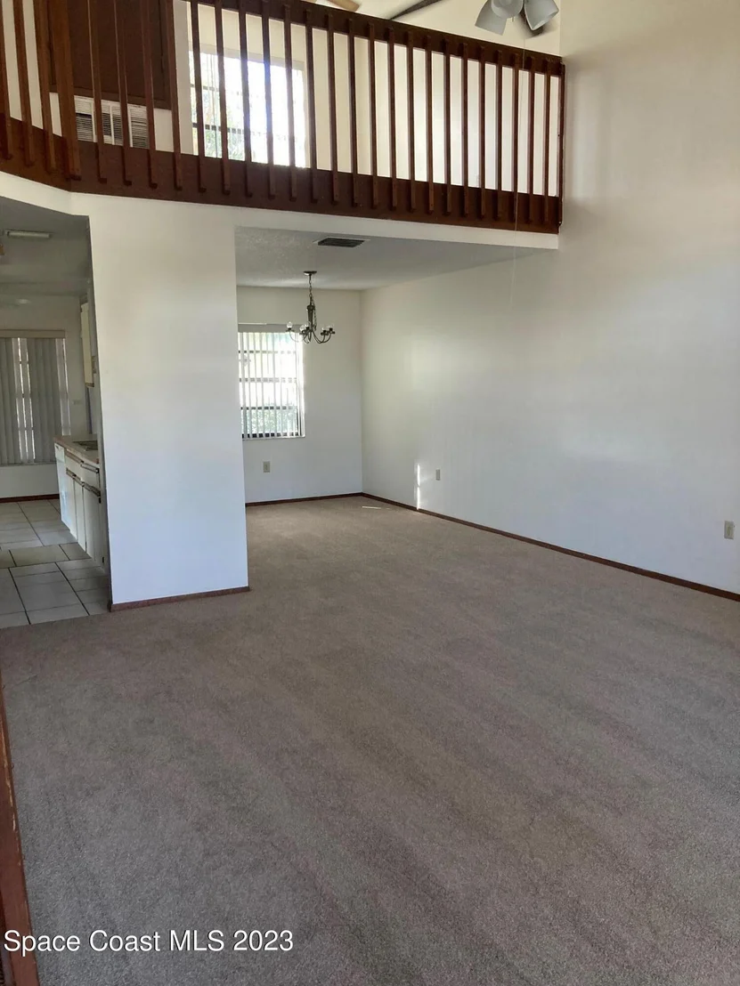 Photo of 1533 Dandelion Drive