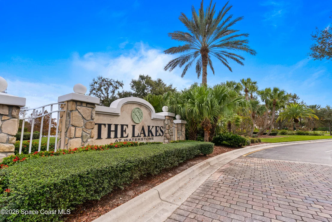 Photo of 3405 Hyperion Way SE