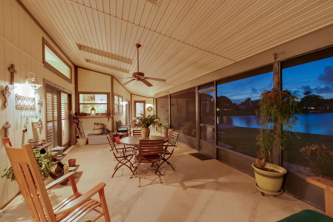 Photo of 529 Crystal Lake Drive