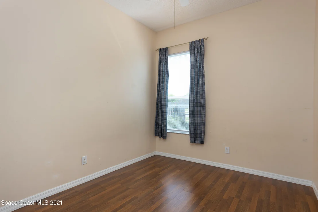 Photo of 8060 Bracken Lane