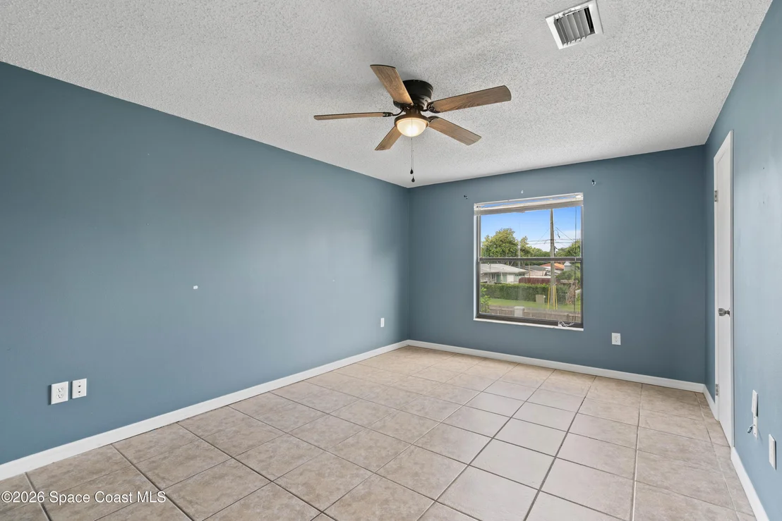 Photo of 1624 Clover Circle