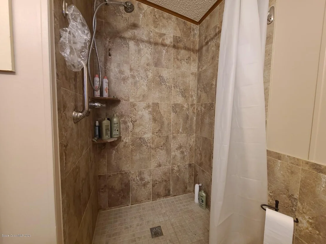 Photo of 137 Rosewood Drive