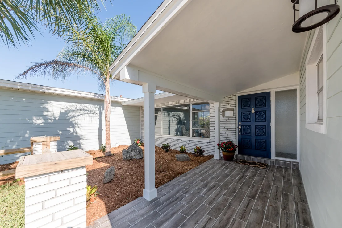 Photo of 405 Cardinal Drive