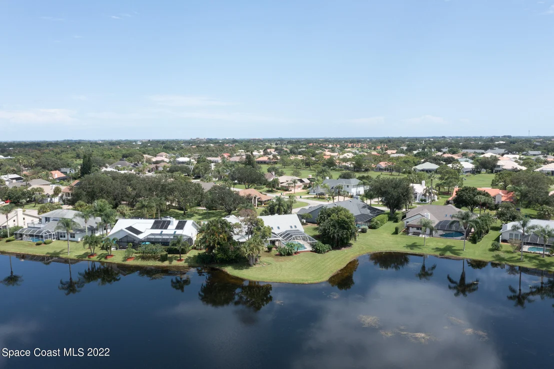 Photo of 686 Rossmoor Circle