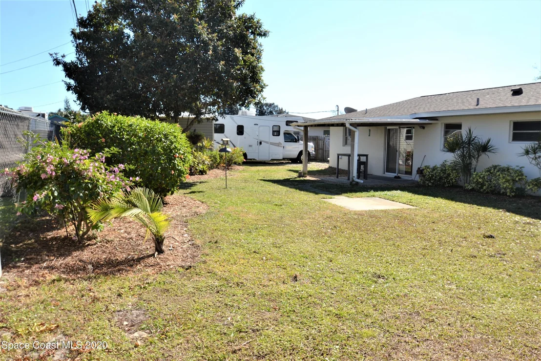 Photo of 981 Bacon Circle NE