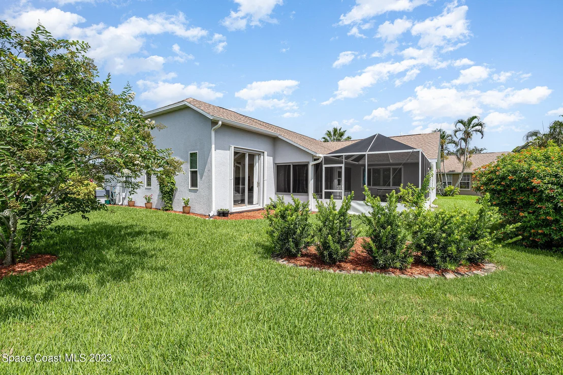 Photo of 498 Kimberly Drive