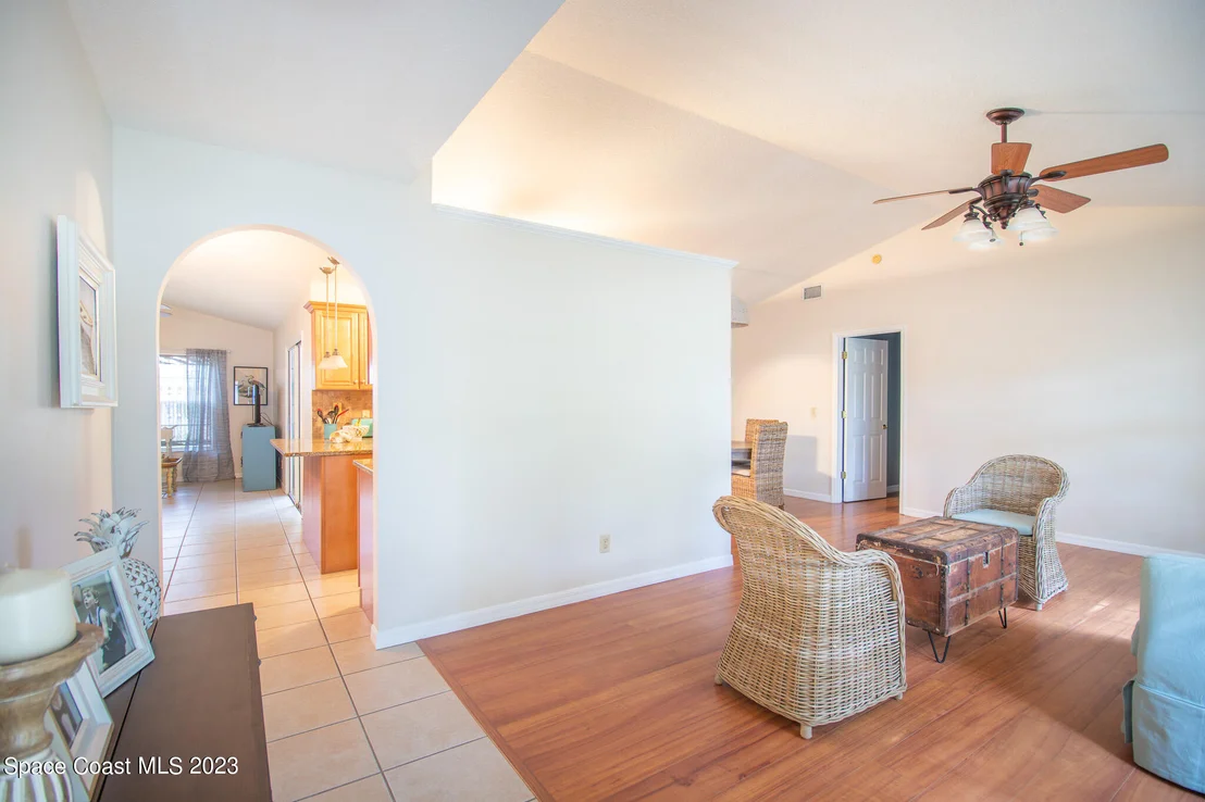 Photo of 4290 Silver Lake Drive