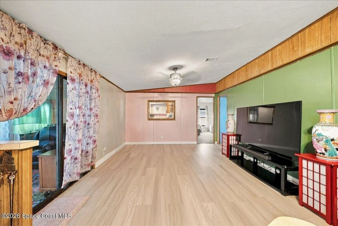 Photo of 5351 Bannock Street