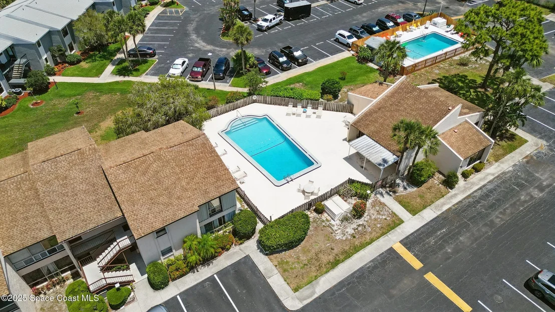 Photo of Unit 4H at 2500 Eagle Drive