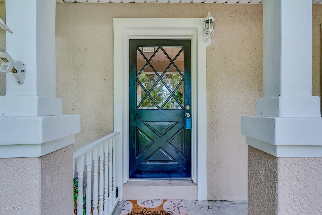 Photo of 1445 Blanche Street