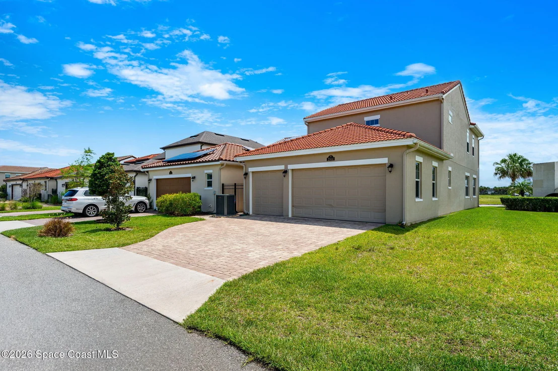 Photo of 2564 Addison Drive