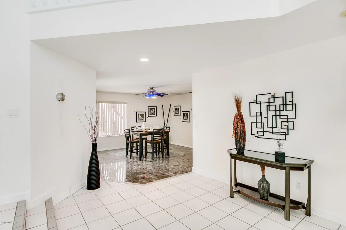Photo of 465 Lanternback Island Drive
